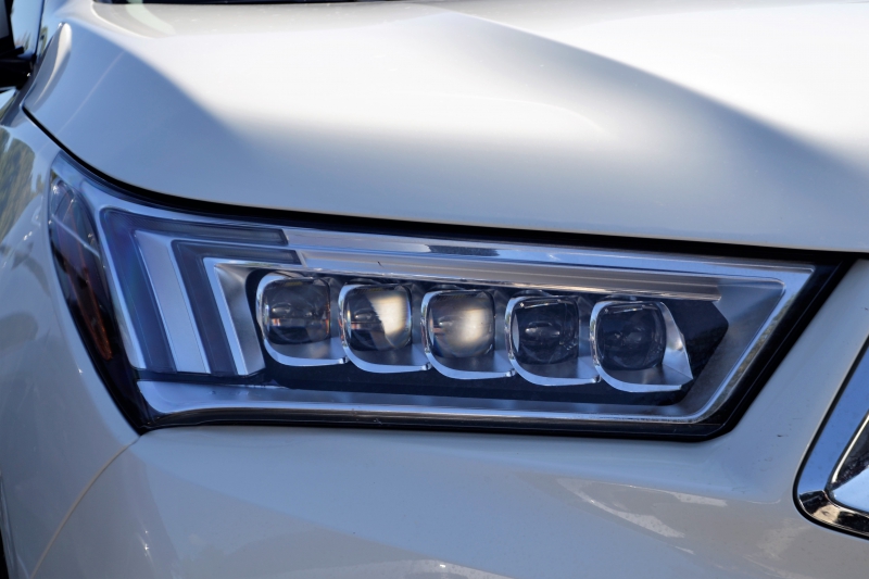 concession-moto-CIPIERES-min_acura-headlamp-2834131